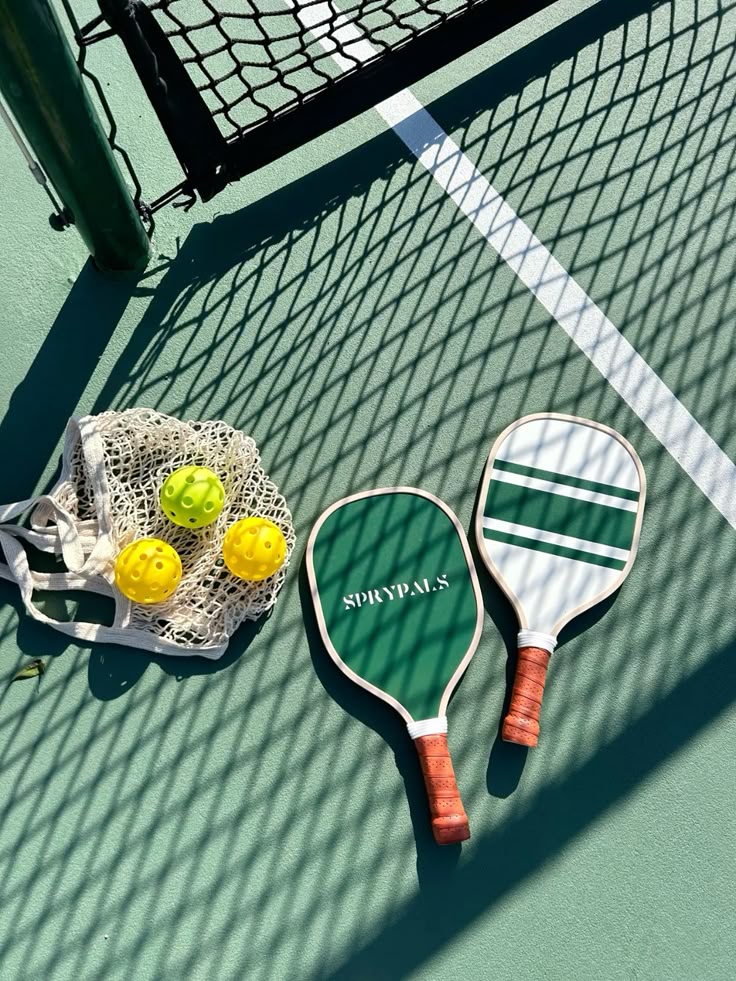 Bộ sưu tập Pickleball - Dụng cụ và vợt Pickleball chính hãng tại Việt Nam